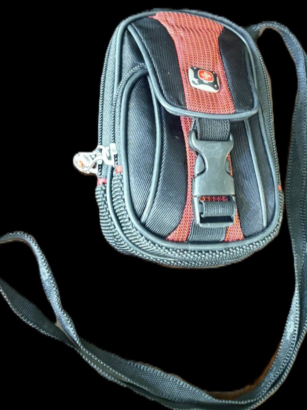 Wenger Swiss Army Small Camera Case Crossbody Bag Y2K Tech Pouch Black Red GA-78